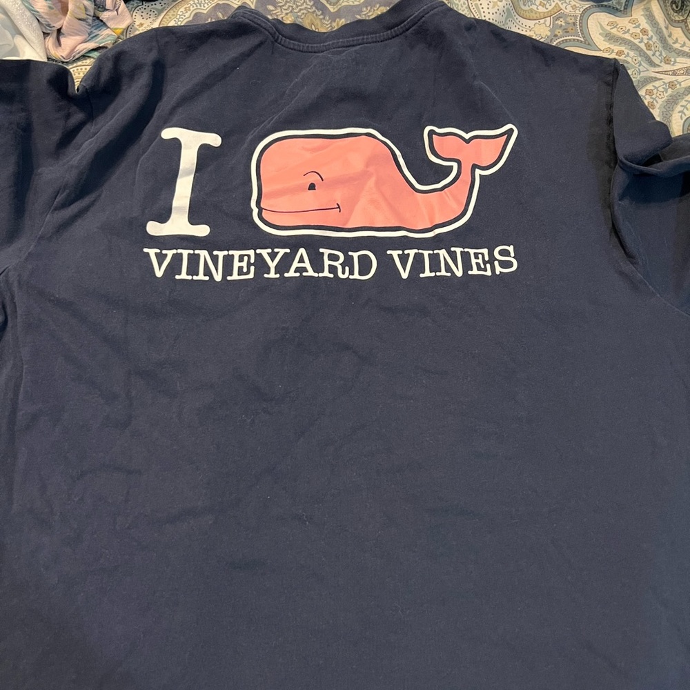 Vineyard Vines t shirt